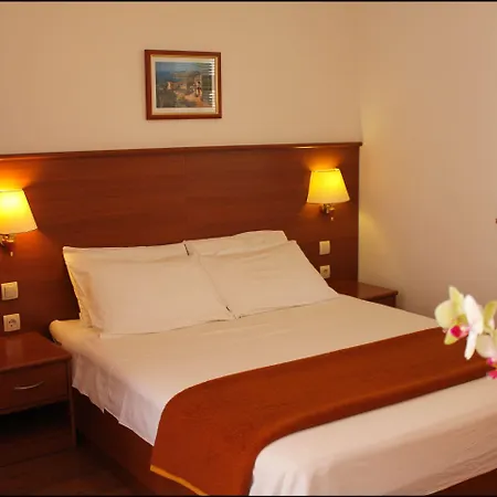 Gargamelo Guest house 3*