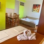 Gargamelo Guest house 3*