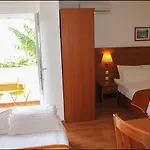 Gargamelo Guest house